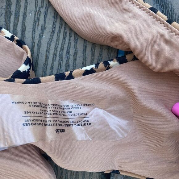 NWT aerie medium cheekier cheetah print animal print high cut swim bikini - Picture 4 of 5
